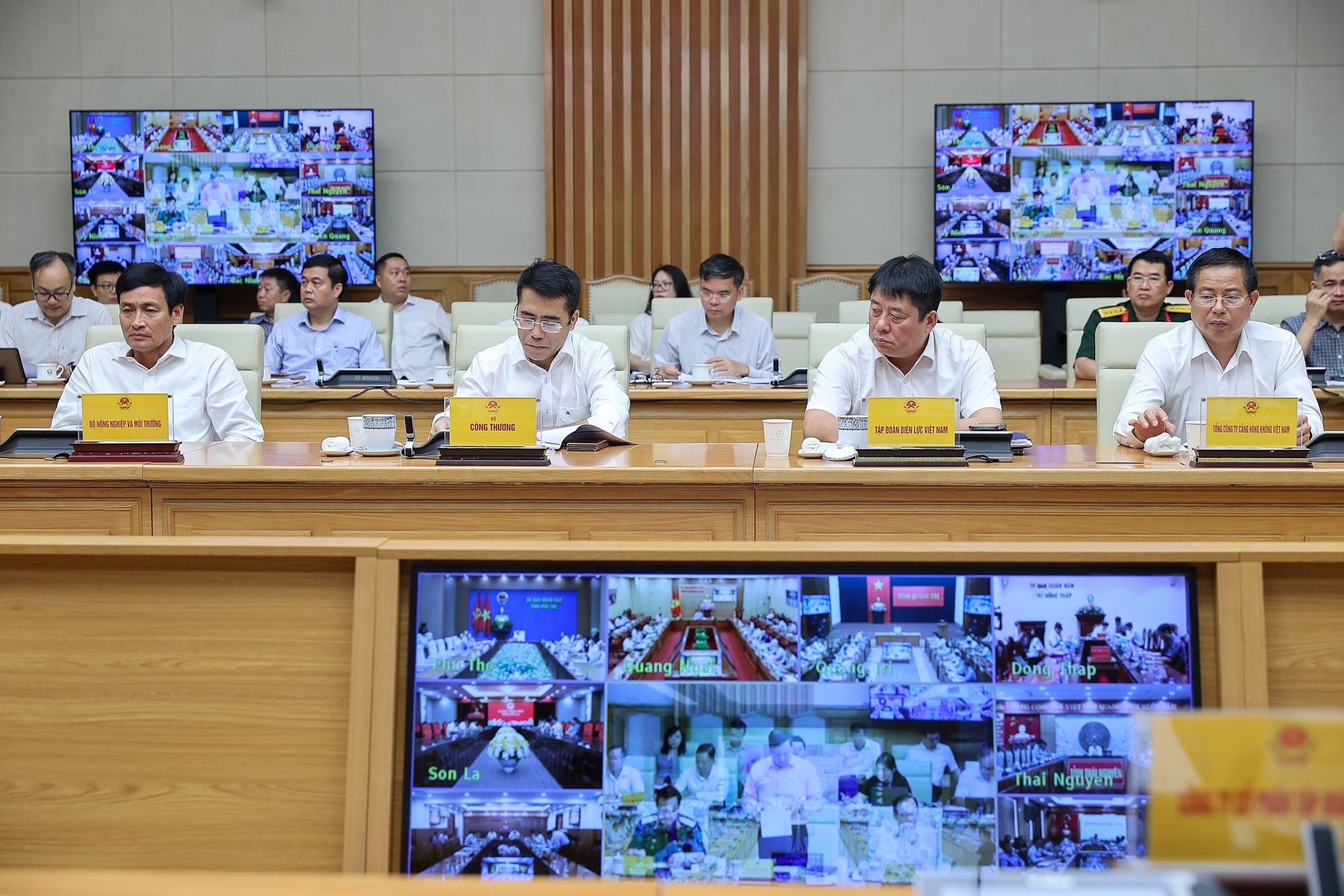 img8296-17539316414591376963313