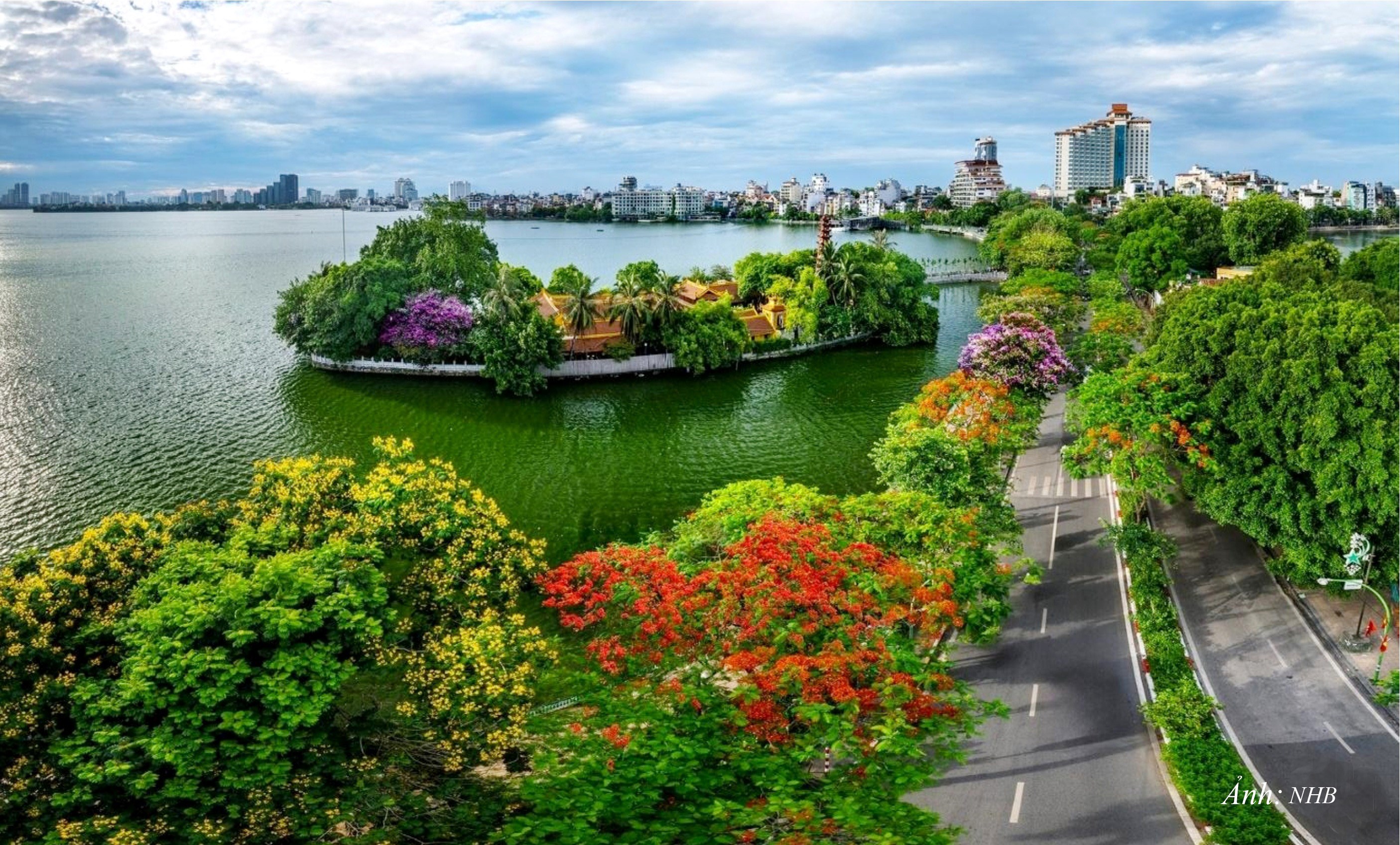 GN2. Hà Nội hiện nay không còn hộ nghèo