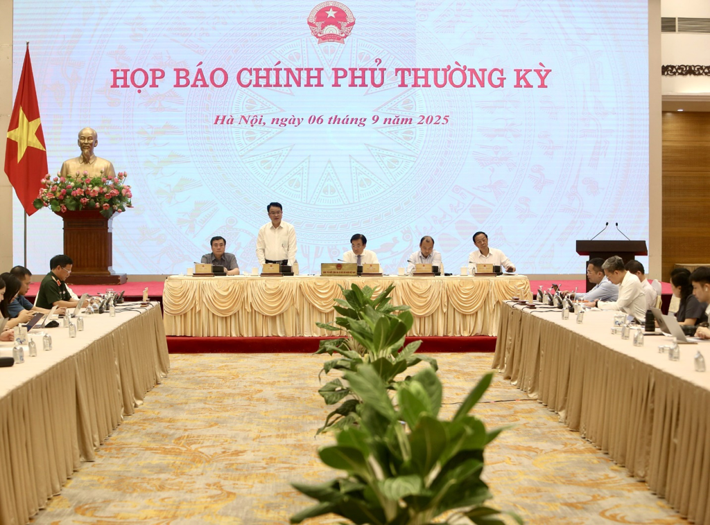 e316ddb9-a0c0-4c0e-8c44-9a43a07c4d31