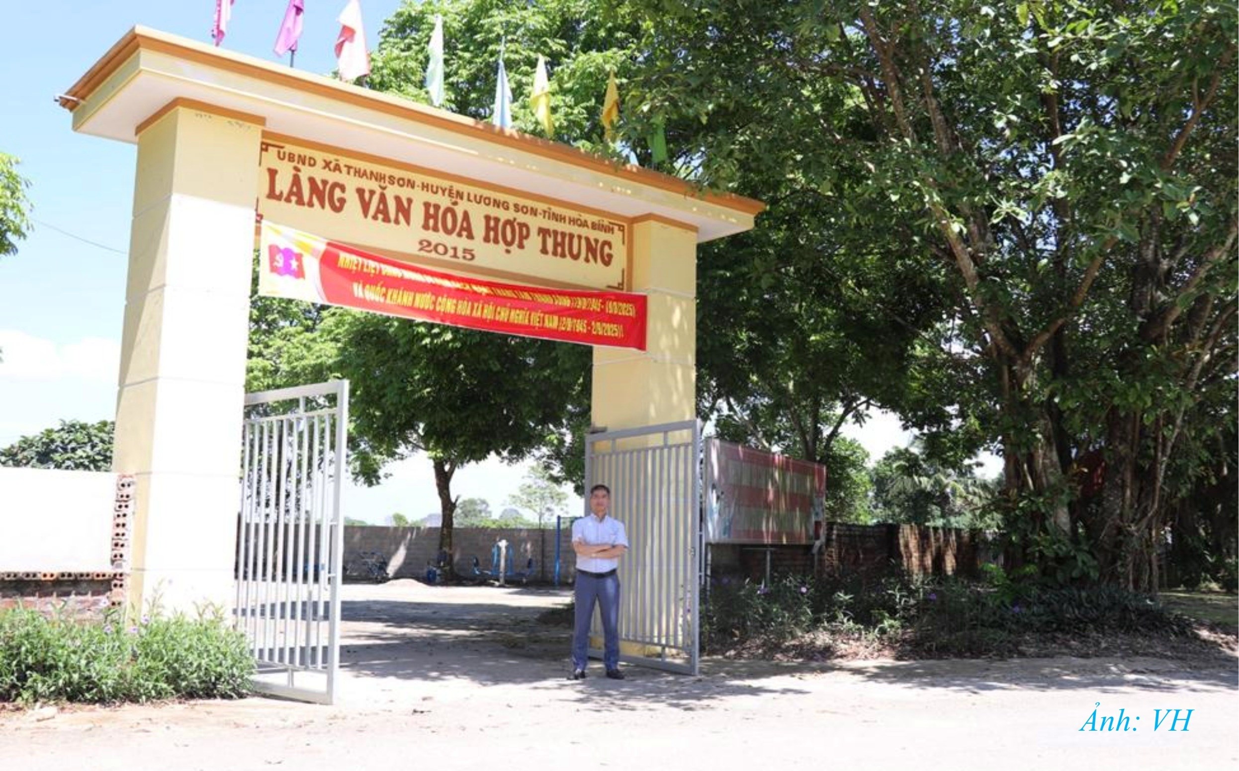 DT12. Làng văn hóa thôn Hợp Thung