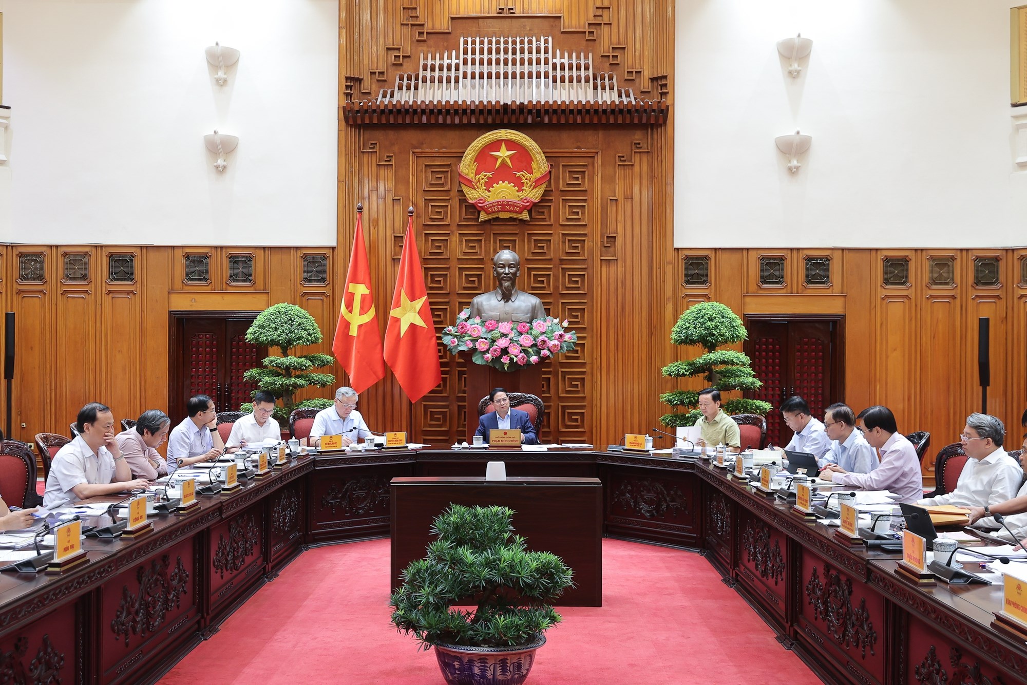 img2186-17594057155661698394915