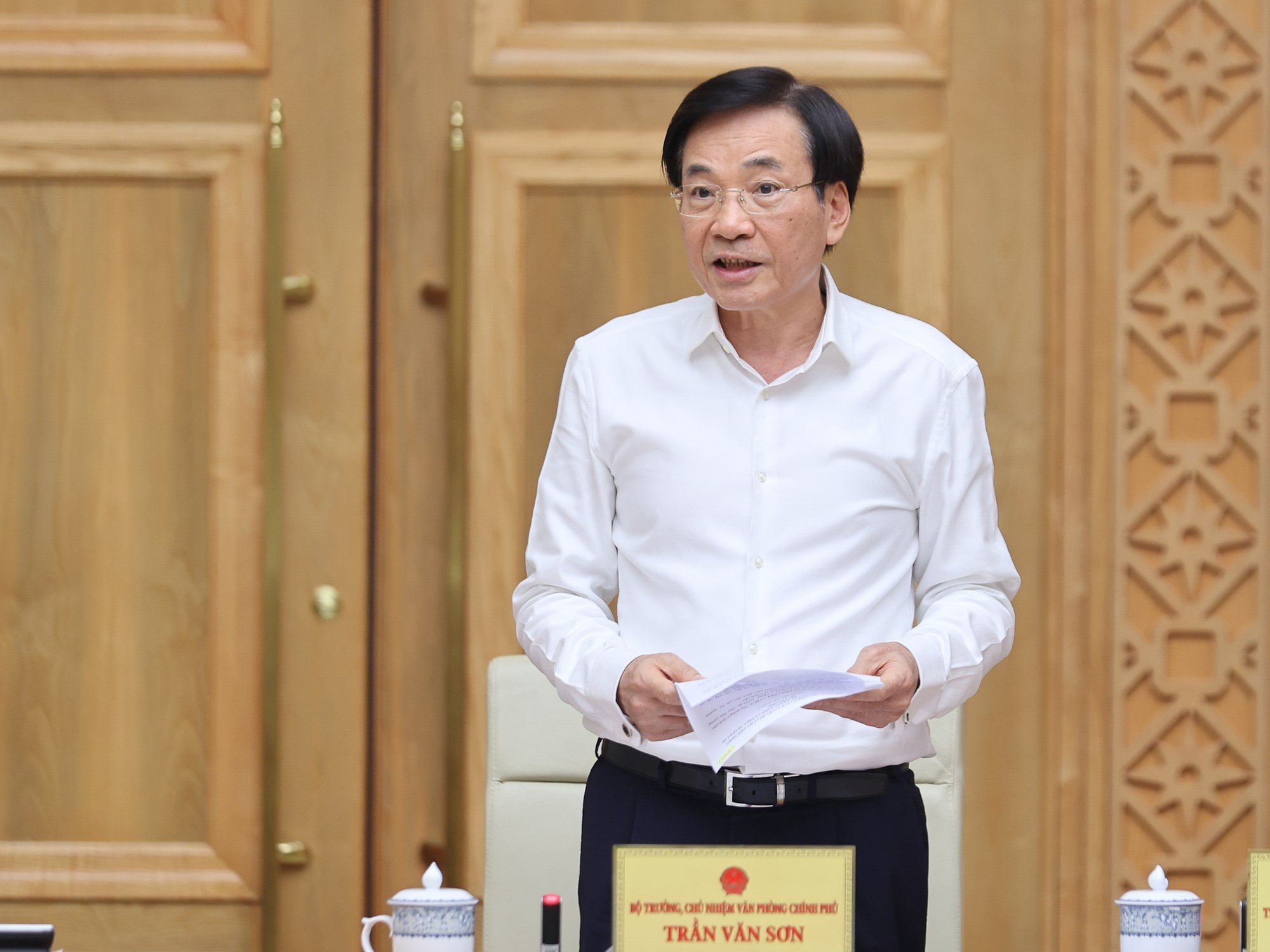 img2286-17596441861311738475855