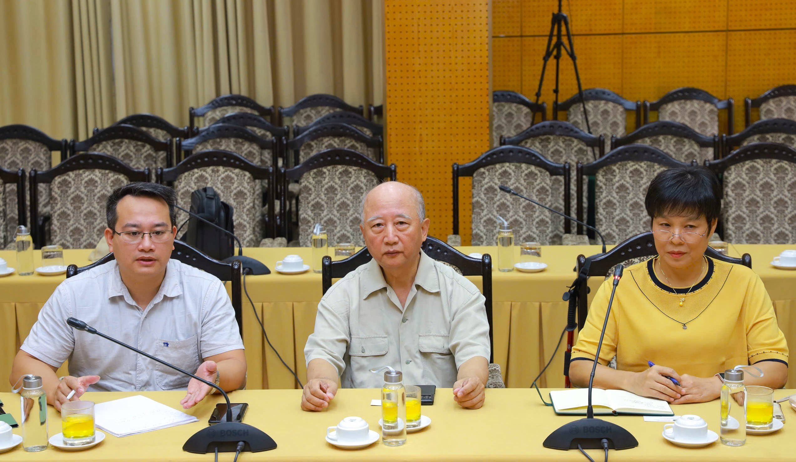 z7144379209584_28bb7568e34eef15096e171d9dbae0b7