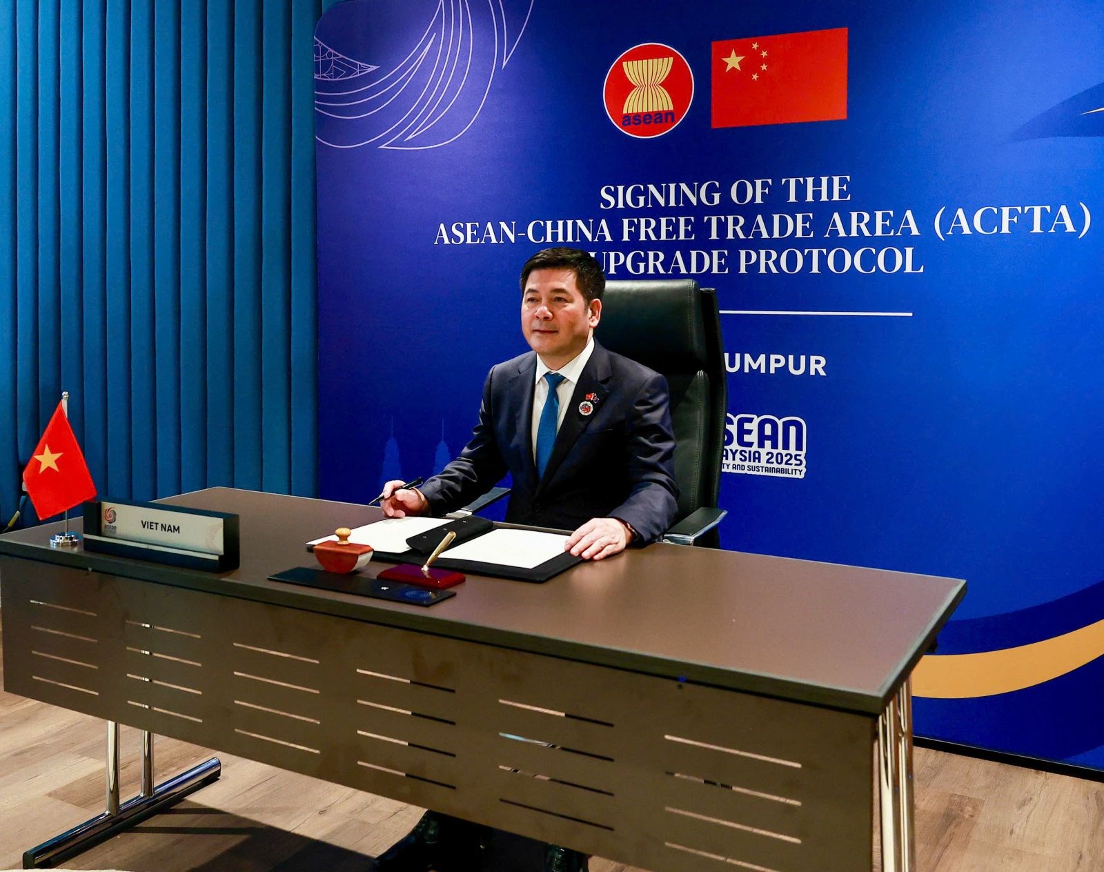 z7163625087382_48f9c09a7b2727c098c0f48134200d69_defca