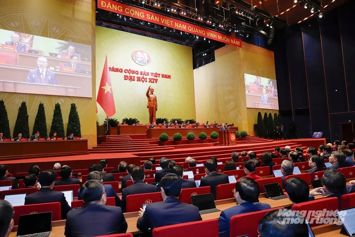 dai-hoi-dang-lan-thu-xiv-hoan-tat-phien-tru-bi-bau-doan-chu-tich-160946_689-160947-164537