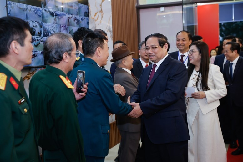 img2035-1-1773535385248247378819